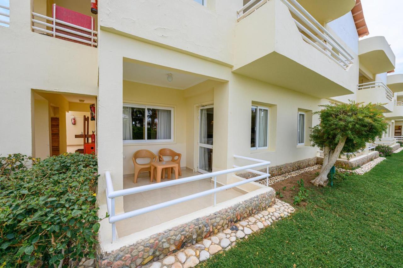 Golden Rezort 4*
